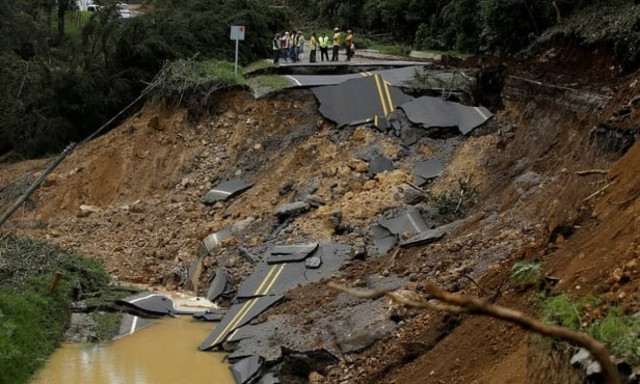 Πανικός στις ΗΠΑ από τον κυκλώνα Νέιτ - Κλείνουν λιμάνια από τη Λουιζιάνα έως τη Φλόριντα