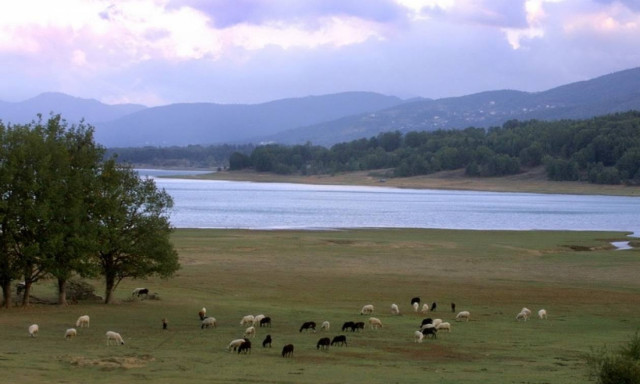 Καιρός τώρα: Συννεφιασμένη η Τετάρτη - Δείτε που θα σημειωθούν βροχές (pics)