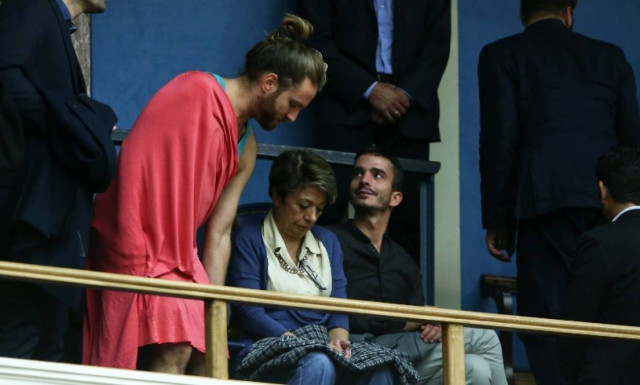 Είμαι «ομοφοβικός», «φασίστας» και «χριστιανοταλιμπάν»... (τώρα μπορώ να μιλήσω;)