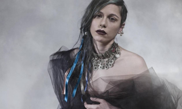 Η Sofia Sarri στον Φάρο του ΚΠΙΣΝ με avant rock ήχους