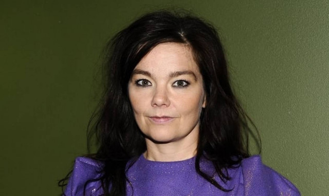 Η Μπιορκ κατηγορεί για σεξουαλική παρενόχληση τον σκηνοθέτη Λαρς φον Τρίερ