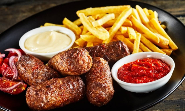 Έξαρση με το φαινόμενο Döner στην Γλυφάδα