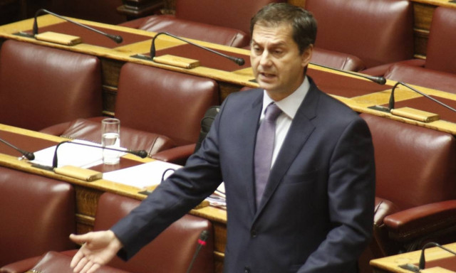 Χάρης Θεοχάρης: «Στο επίκεντρο η φορολόγηση του πλούτου»