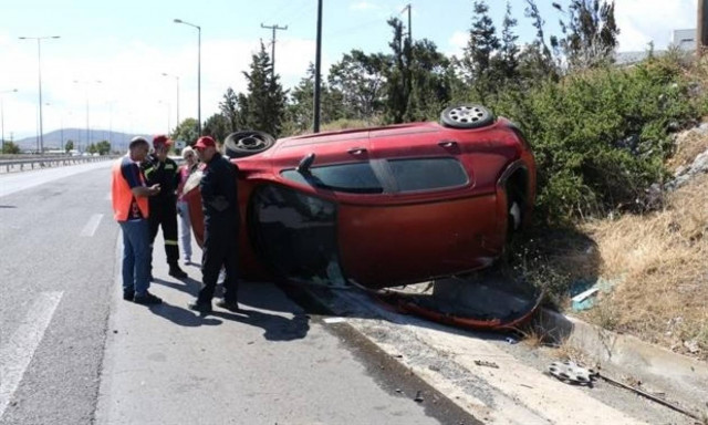 Νέο τροχαίο ατύχημα στην Κρήτη – Εγκλωβίστηκε στα συντρίμμια του αυτοκινήτου η οδηγός
