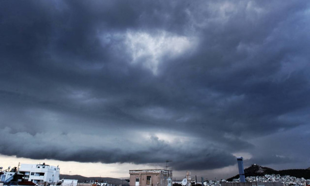 Έκτακτο δελτίο επιδείνωσης καιρού - Πού και πότε θα «χτυπήσουν» τα έντονα φαινόμενα