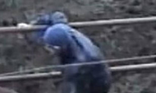 Φωτογραφία - ΣΟΚ: Είδε το σύντροφό της να κάνει σεξ με ένα…