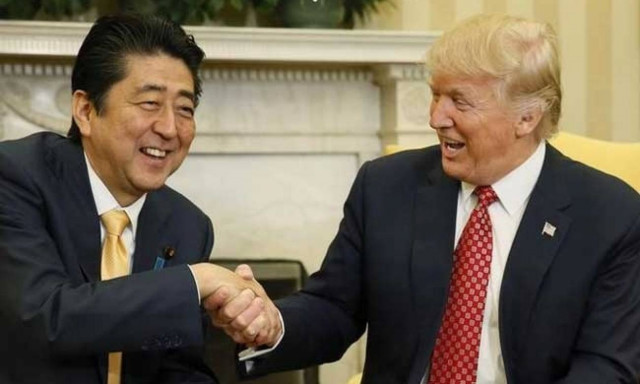 Τραμπ - Άμπε: Συνεργασία για κλιμάκωση της πίεσης στη Β. Κορέα