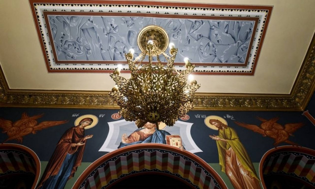 Η Αρχιεπισκοπή πρόσφερε δωρεάν δέκα ακίνητα σε φτωχές οικογένειες