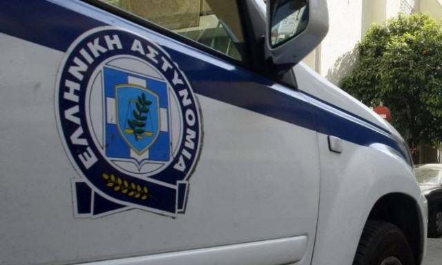 Συναγερμός στο κέντρο της Αθήνας – Μαχαίρωσαν 24χρονο στη μέση του δρόμου