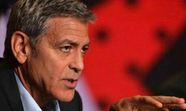 Ο Κλούνεϊ κατά των εγκλημάτων πολέμου και της διαφθοράς στην Αφρική