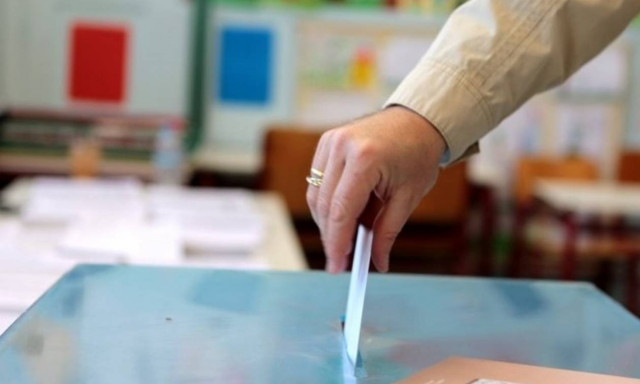 Νέα δημοσκόπηση: Προβάδισμα της ΝΔ έναντι του ΣΥΡΙΖΑ – Δεν θέλουν εκλογές οι πολίτες