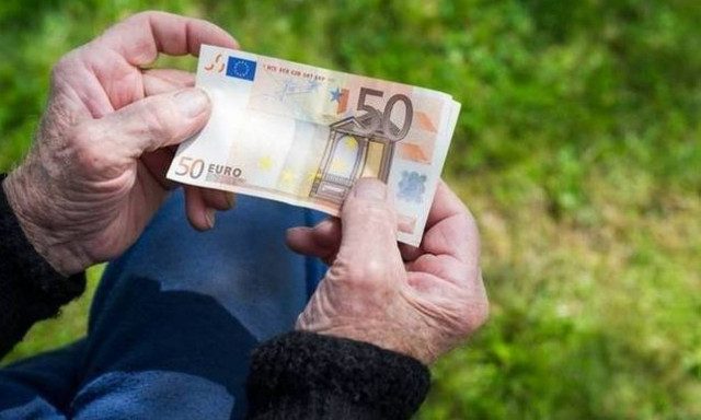 ΙΚΑ: Ποιοι «κλειδώνουν» σύνταξη στα 58 - Δείτε τα νέα όρια ηλικίας (ΑΝΑΛΥΤΙΚΟΙ ΠΙΝΑΚΕΣ)