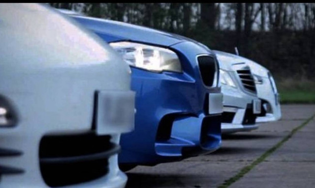 Καινούριες λιμουζίνες για κρατικούς αξιωματούχους – Δείτε πόσο θα στοιχίσουν