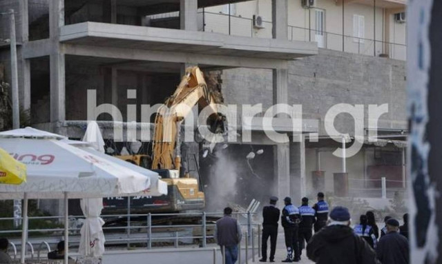 Δραματική η κατάσταση στη Χειμάρρα: «Ελλάδα πραστάτεψέ μας»!