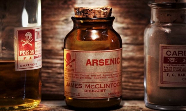 Θεσσαλονίκη: Κατάθεση - σοκ «καίει» τον λέκτορα που δηλητηρίασε τη σύζυγό του και τη γιαγιά της