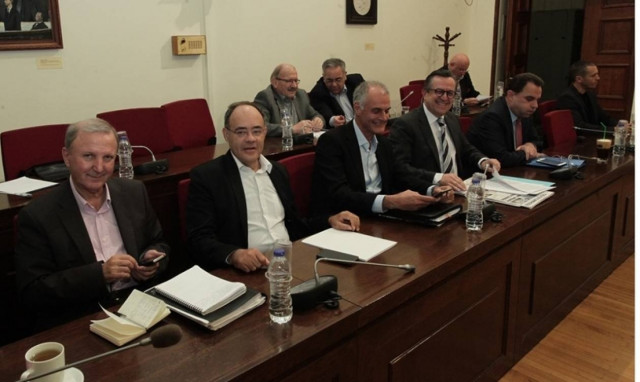 Εξεταστική: Ανοίγουν τραπεζικοί λογαριασμοί για το «Ερρίκος Ντυνάν»