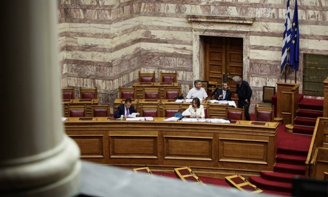 Βουλή: Ερώτηση 26 βουλευτών της ΝΔ για τις καθυστερήσεις στο Πρόγραμμα Δημοσίων Επενδύσεων