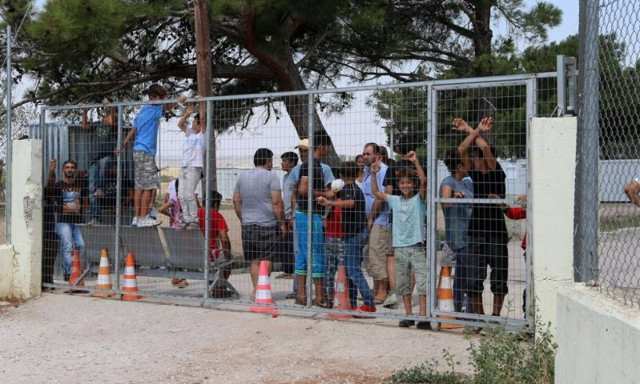 Προσφυγικό: Προσλήψεις υγειονομικού και λοιπού προσωπικού στα 9 Προαναχωρησιακά Κέντρα