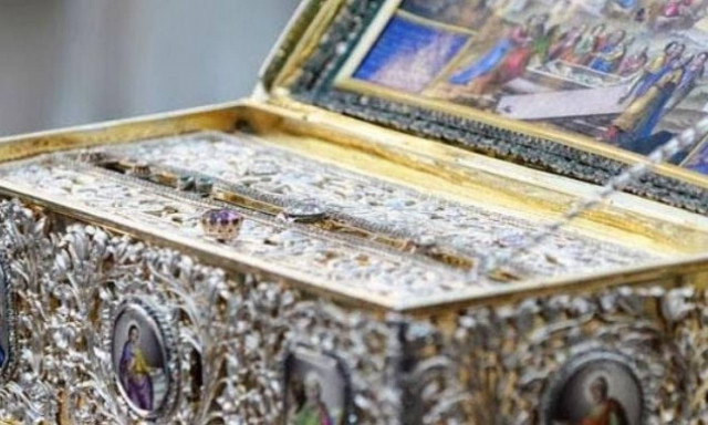 Η θαυματουργός και πάνσεπτη Τιμία Ζώνη της Θεοτόκου στην Αθήνα από το Αγιο Όρος