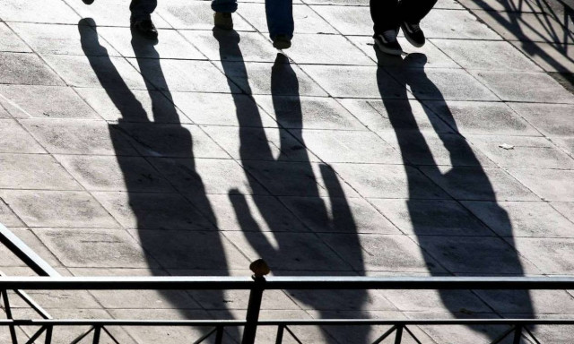 Spiegel: «Working poor» η νέα κοινωνική τάξη στην Ελλάδα