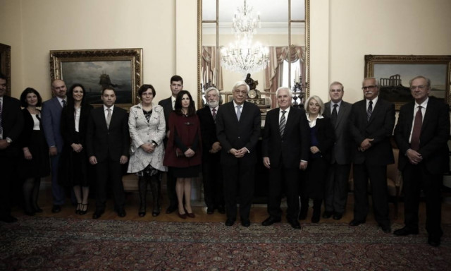 Προκόπης Παυλόπουλος: Η οικογένεια, θεμέλιο για την προαγωγή του έθνους (pics)