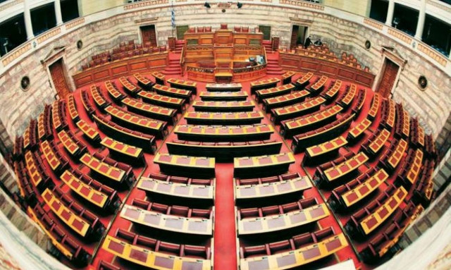 Βουλή: «Πόλεμος» κυβέρνησης – ΝΔ για το επεισόδιο του Καμμένου με τον ταξίαρχο