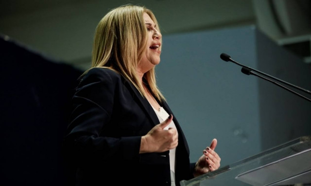 Πυροβολισμοί στα γραφεία του ΠΑΣΟΚ - Γεννηματά: Είναι ντροπή να μιλούν για προβοκάτσια