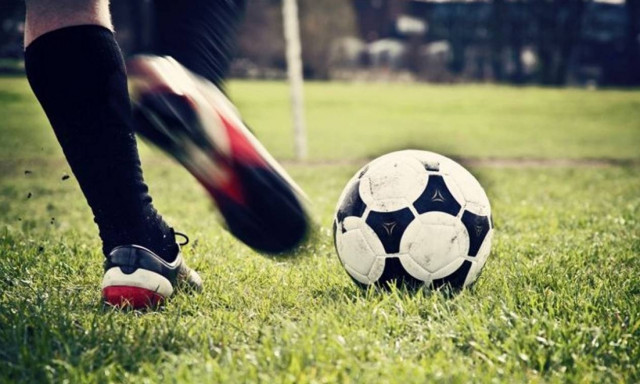 Σοκ: Νεκρός Βέλγος πρώην διεθνής ποδοσφαιριστής - Τον χτύπησε κεραυνός (pics)