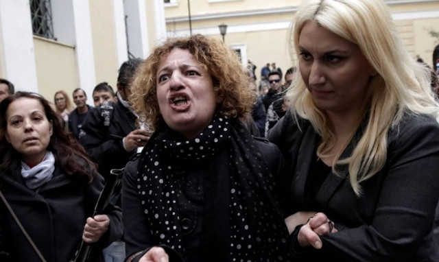 Δώρα Ζέμπερη: Λιποθύμησε η μητέρα της - «Θάνατος στο δολοφόνο»