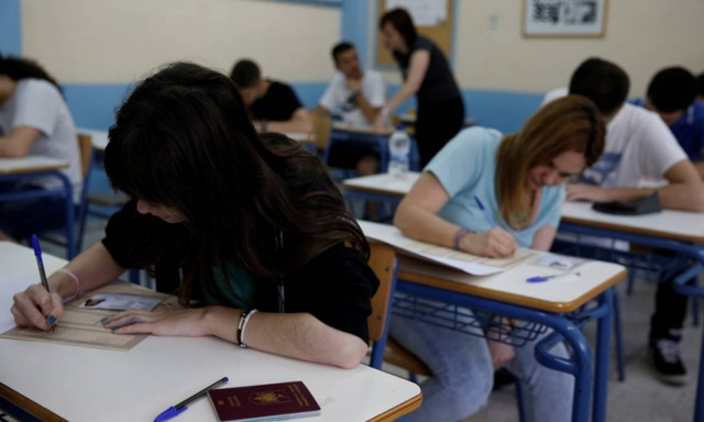 «Βόμβα»: Μεγάλες αλλαγές από φέτος σε Γυμνάσια και Λύκεια – Τι θα γίνει με τις απουσίες