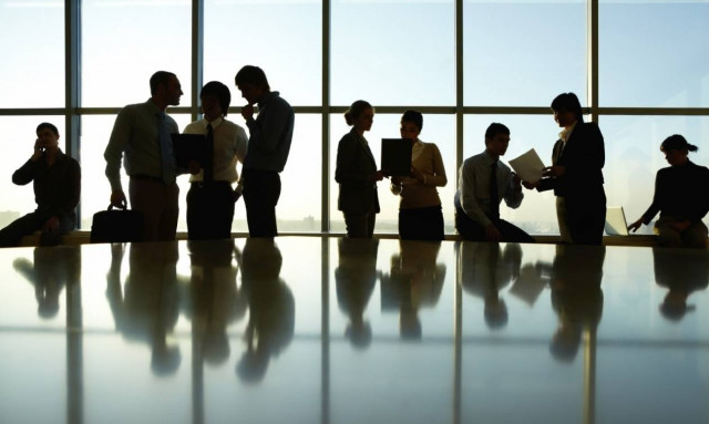 Χάθηκαν 98.420 θέσεις εργασίας τον Οκτώβριο