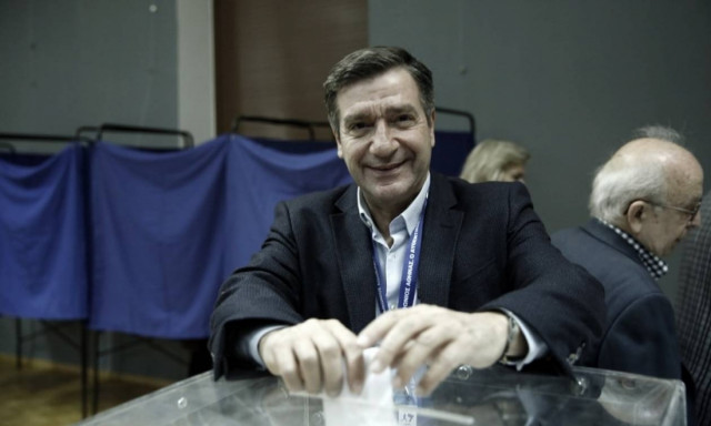 Εκλογές Κεντροαριστερά - Καμίνης: Με τη μαζική συμμετοχή ξεκίνησε η μεγάλη μέρα για την παράταξη