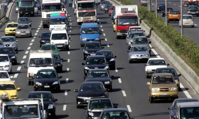 Τέλη κυκλοφορίας 2018: Δείτε αναλυτικά πόσα θα πληρώσετε φέτος