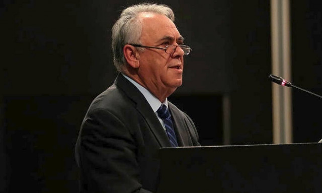 Επιμένει ο Δραγασάκης: Τα Μνημόνια και η σκληρή επιτροπεία φθάνουν στο τέλος τους