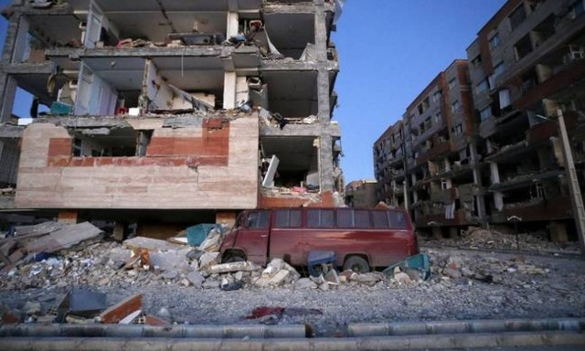 Iran-Iraq earthquake: Deadly tremor hits border region