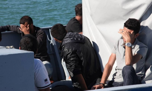 A total of 1,599 migrants and refugees arrived on the Aegean islands in November