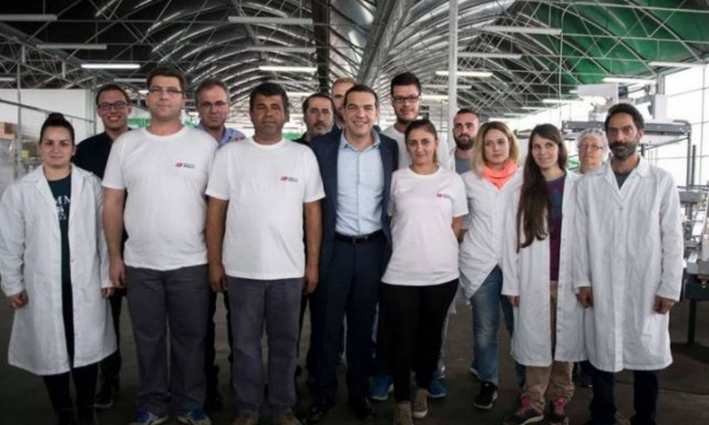 Η έκπληξη που περίμενε τον Τσίπρα σε χωριό της Θράκης (pics)