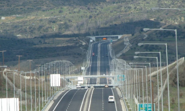 Κλειστό το ένα ρεύμα στην Εθνική Οδό Αθηνών - Θεσσαλονίκης