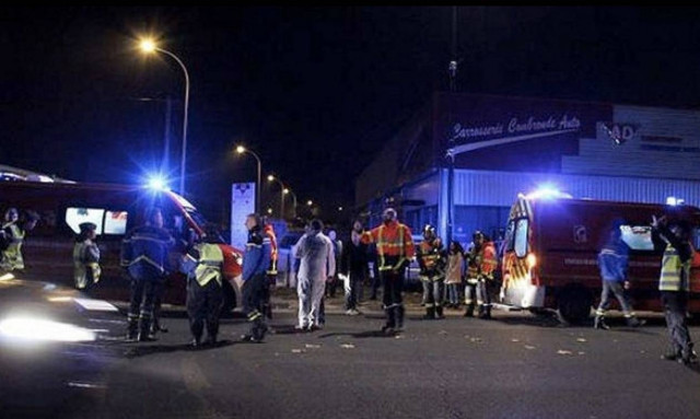 Συναγερμός στη Γαλλία: Αυτοκίνητο «θέρισε» στρατιώτες