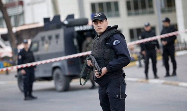 Η «παράνοια» του Ερντογάν συνεχίζεται: Καταζητά 42 υπαλλήλους του Πανεπιστημίου Μαρμαρά