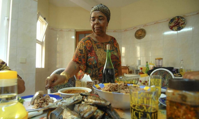 Αφιέρωμα στη Cesaria Evora: Σπάνιες φωτογραφίες της ξυπόλητης ντίβας