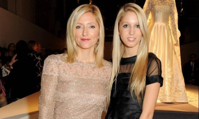 Πρώτο θέμα στα social media η κόρη του Παύλου και της Μαρί Σαντάλ - Τα καυτά φιλιά της με την...