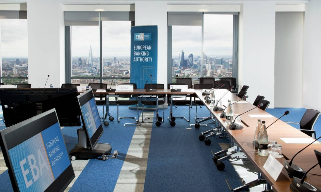 Είναι οριστικό: Από το Λονδίνο στο Παρίσι μετακομίζει η Ευρωπαϊκή Αρχή Τραπεζών λόγω Brexit