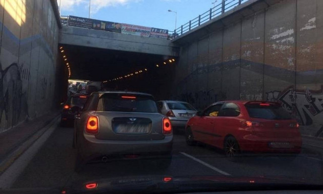 Ουρές χιλιομέτρων ΤΩΡΑ στη Λεωφόρο Κηφισού – Πού αλλού εντοπίζονται προβλήματα