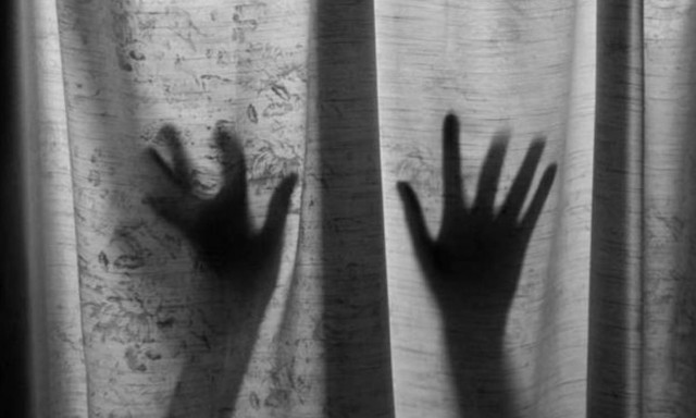 Φρίκη: Βίαζε την κόρη του από τα τέσσερά της - «Καλύτερα εγώ παρά ένας ξένος»