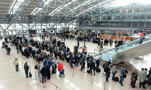 «Αλαλούμ» με τις πτήσεις από Ελλάδα προς Γερμανία – Περνούν από «ανάκριση» οι επιβάτες