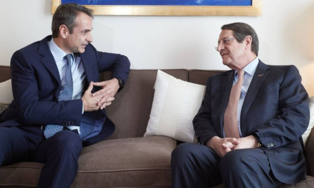 Συνάντηση Μητσοτάκη με Αναστασιάδη - Τι συζήτησαν