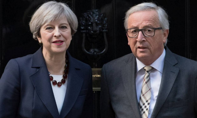 Καθοριστική η συνάντηση Γιούνκερ - Μέι για την πορεία του Brexit