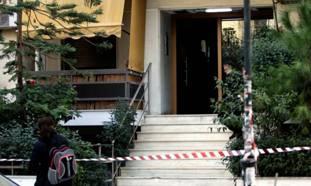 Νέα Σμύρνη - Εξέλιξη σοκ: Πατέρας έβαλε φωτιά για να κάψει τα παιδιά του-Νεκροί και οι τρεις