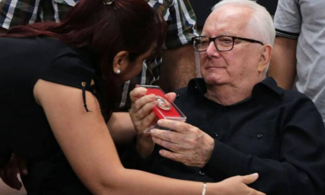 Θρήνος στην Κούβα: Πέθανε ο Αρμάντο Χαρτ